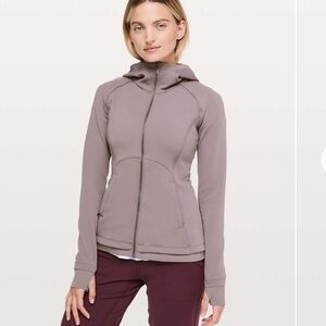 Lululemon Stopover Jacket — size: 6